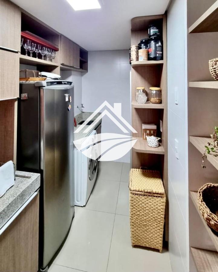 Apartamento à venda com 2 quartos, 69m² - Foto 3