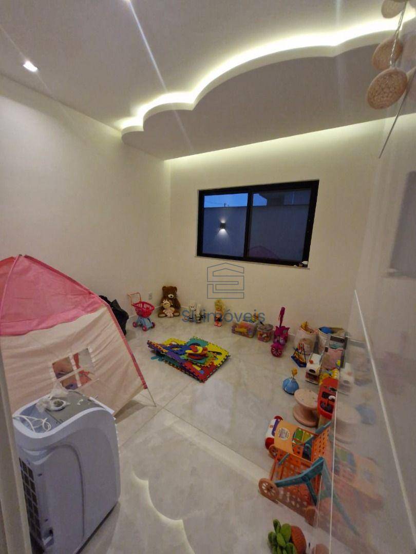 Casa à venda com 3 quartos, 200m² - Foto 17