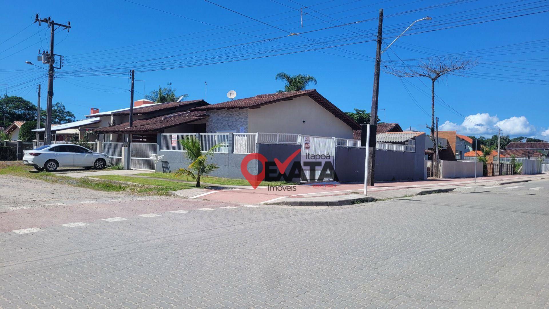 Casa à venda com 2 quartos, 64m² - Foto 4