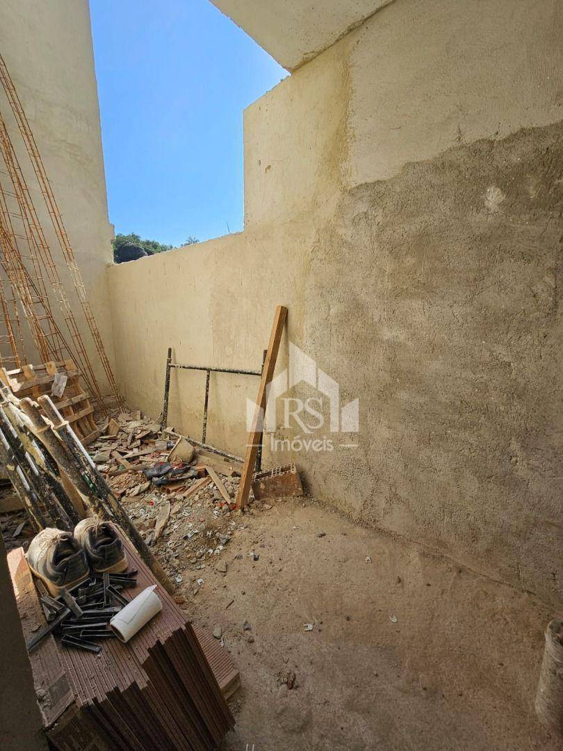 Casa de Condomínio à venda com 2 quartos, 50m² - Foto 4