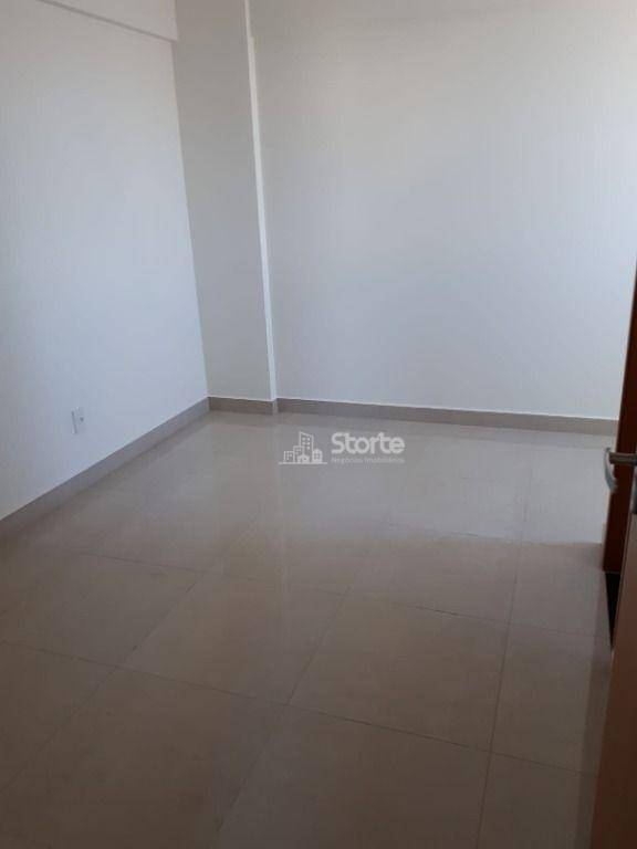 Apartamento à venda com 3 quartos, 79m² - Foto 7