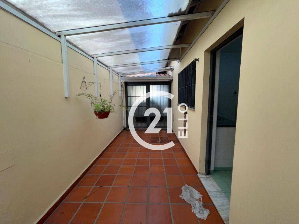 Casa à venda com 3 quartos, 150m² - Foto 11