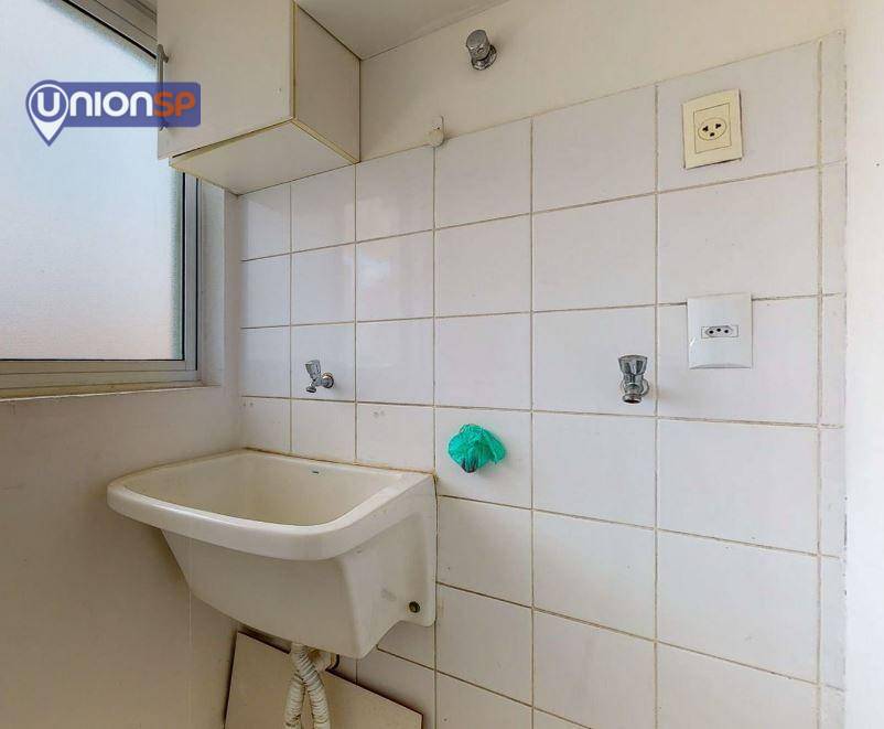 Apartamento à venda com 2 quartos, 60m² - Foto 18