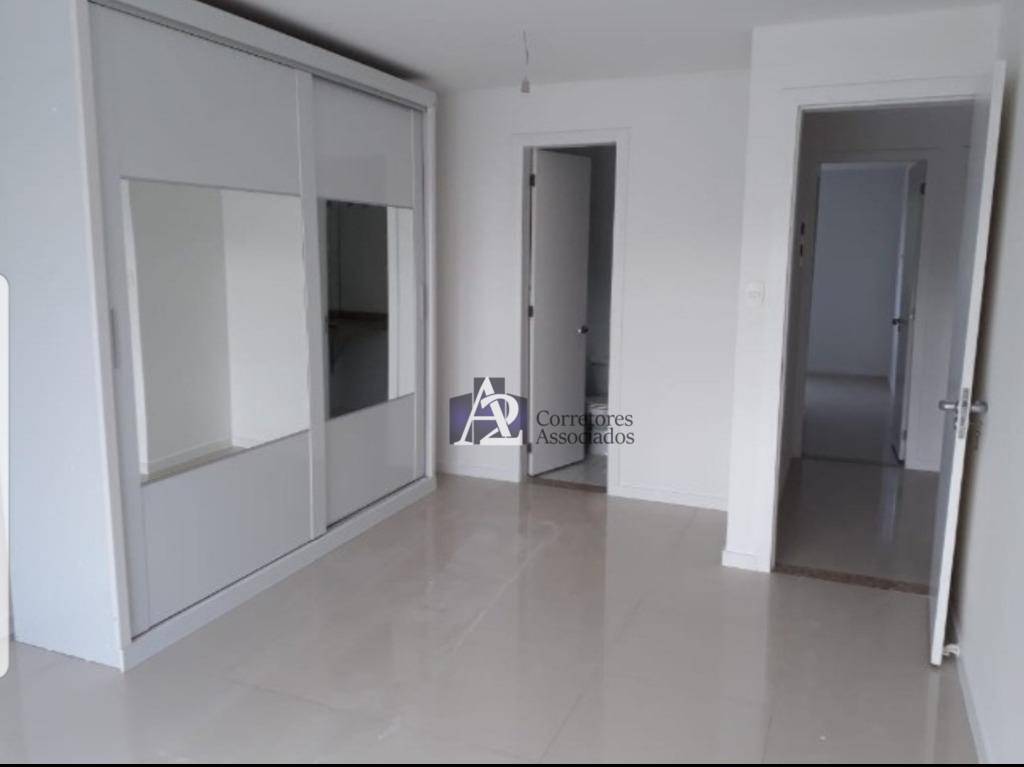 Casa à venda com 4 quartos, 300M2 - Foto 9