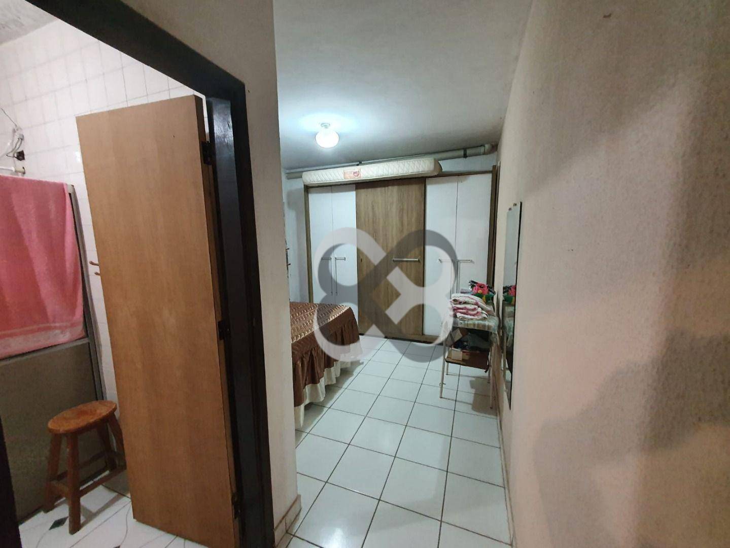 Casa à venda com 3 quartos, 190m² - Foto 14