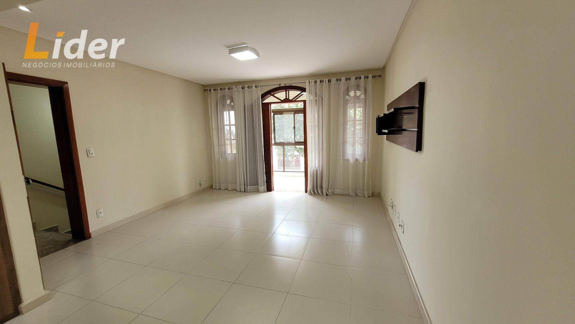 Casa à venda com 4 quartos, 279m² - Foto 7