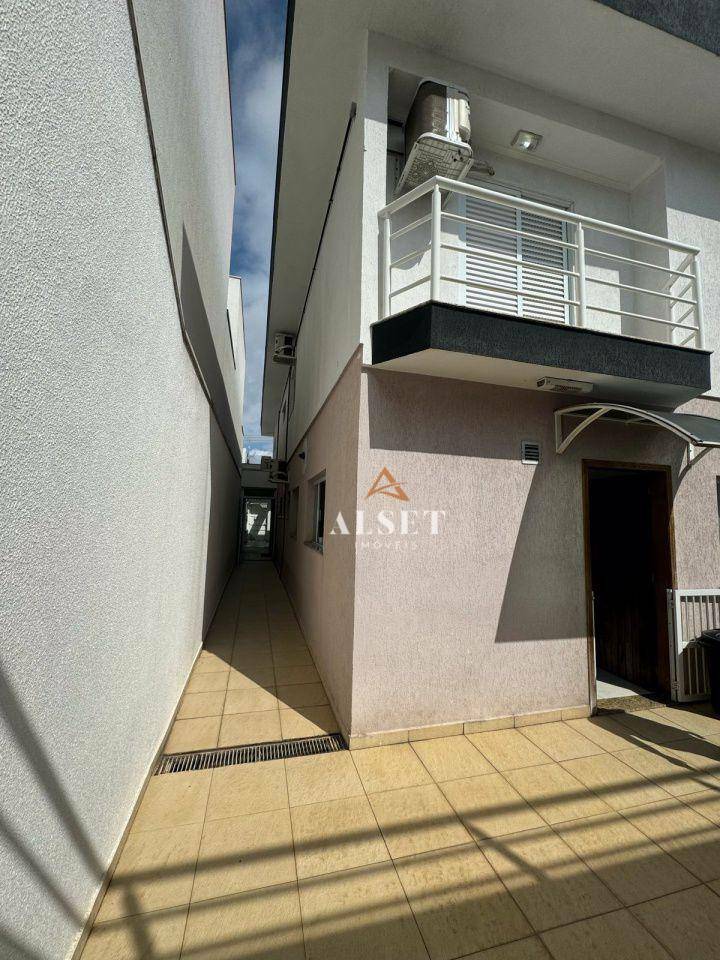 Sobrado à venda com 4 quartos, 300m² - Foto 17