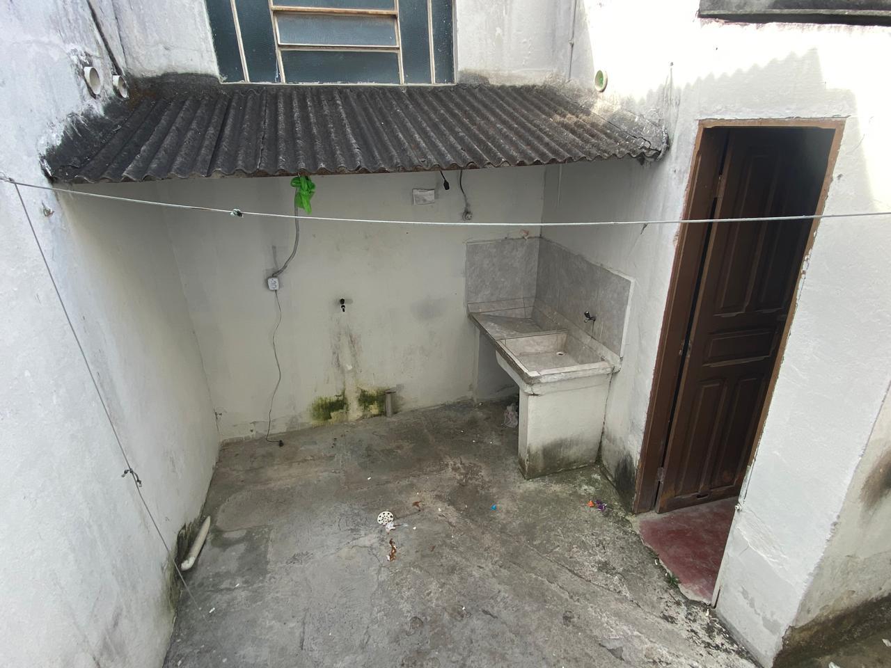 Casa para alugar com 3 quartos, 200m² - Foto 13