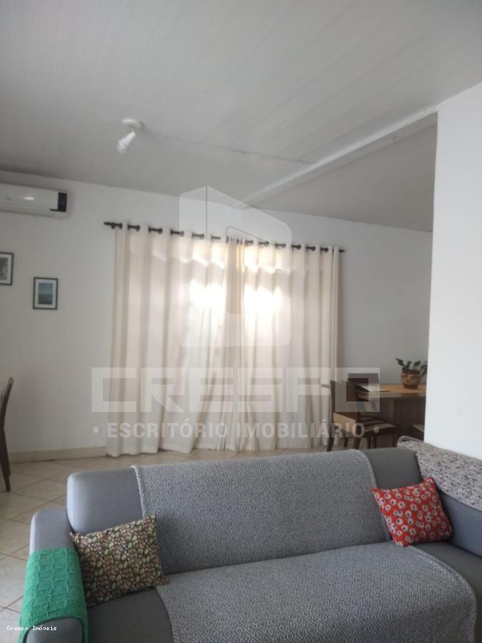 Casa à venda com 4 quartos, 204m² - Foto 4