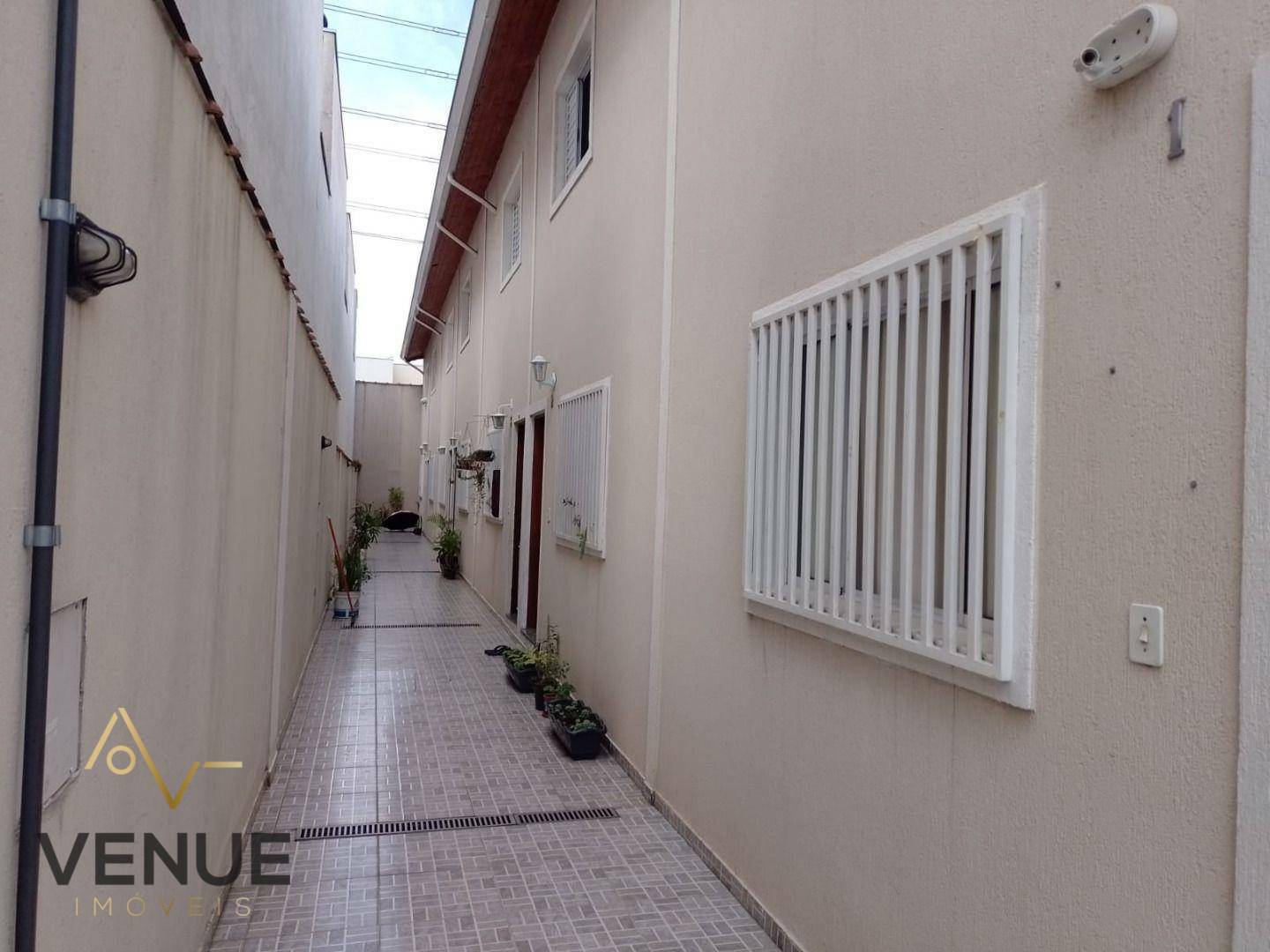 Sobrado à venda com 2 quartos, 50m² - Foto 3