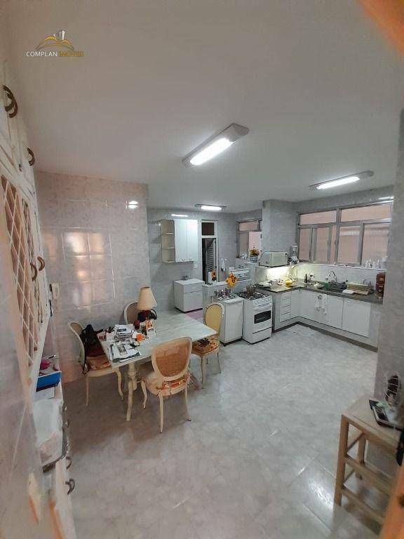 Apartamento à venda com 3 quartos, 150m² - Foto 16