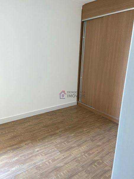 Apartamento à venda com 3 quartos, 114m² - Foto 13