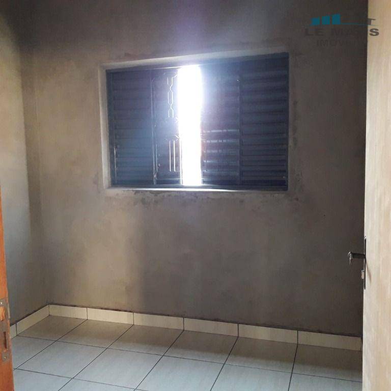 Casa à venda com 2 quartos, 140m² - Foto 7