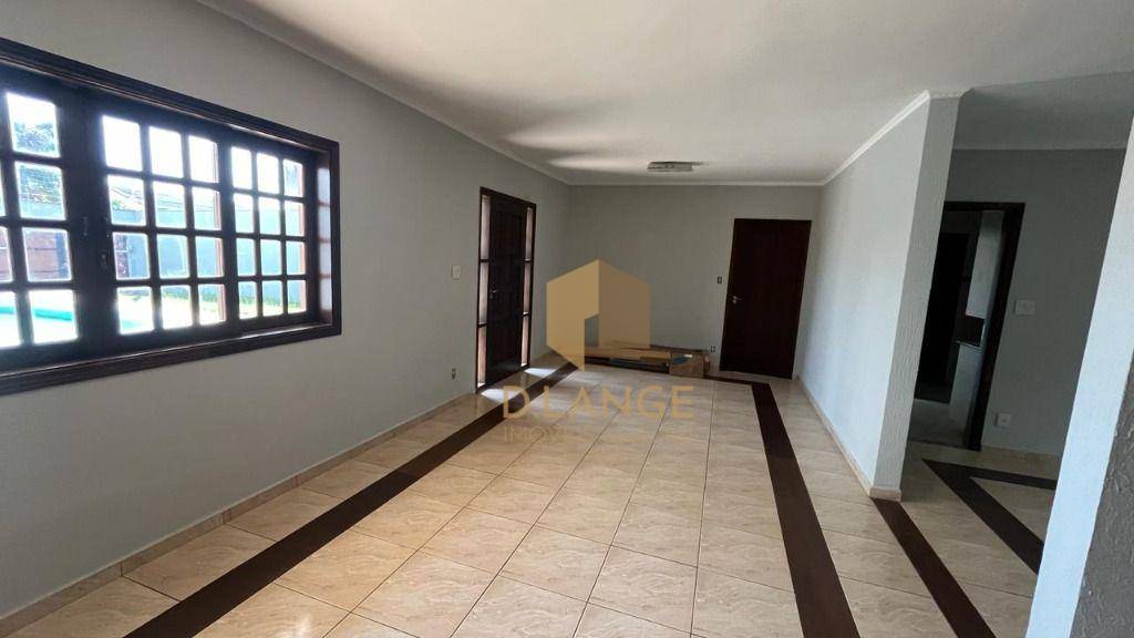 Casa à venda com 3 quartos, 281m² - Foto 2