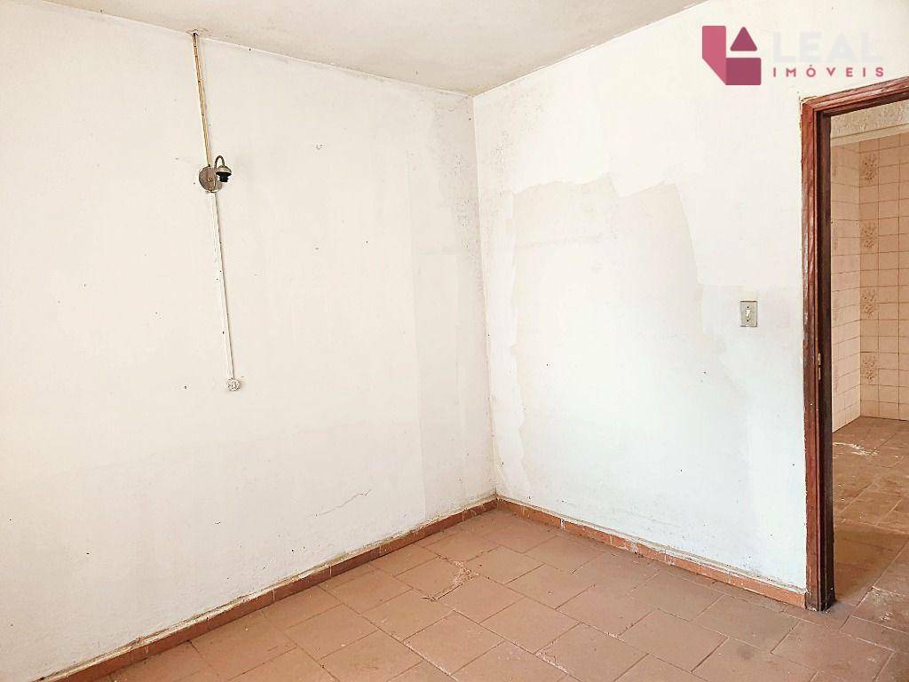 Casa à venda com 3 quartos, 157m² - Foto 7