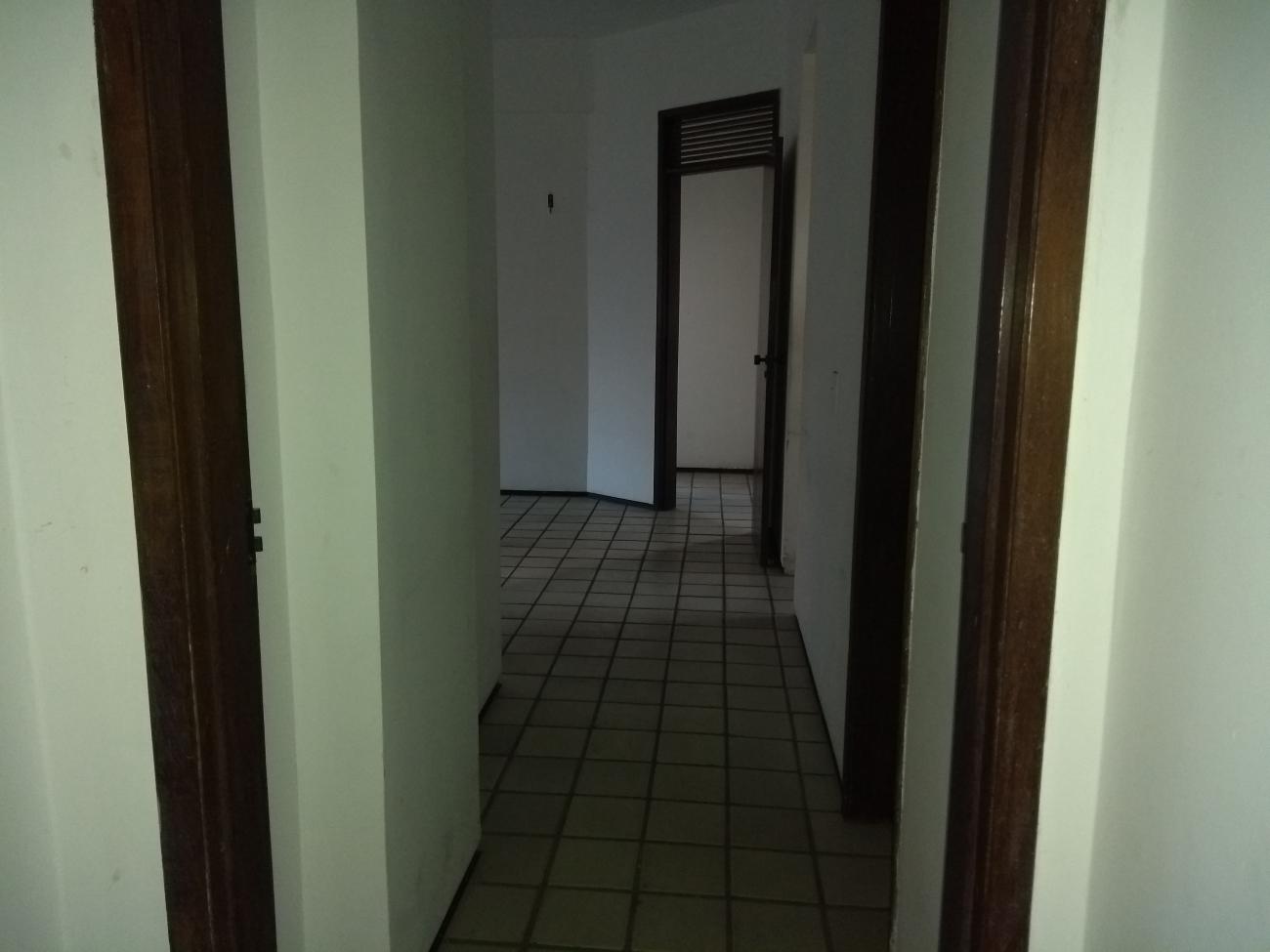 Apartamento à venda com 3 quartos, 286m² - Foto 10