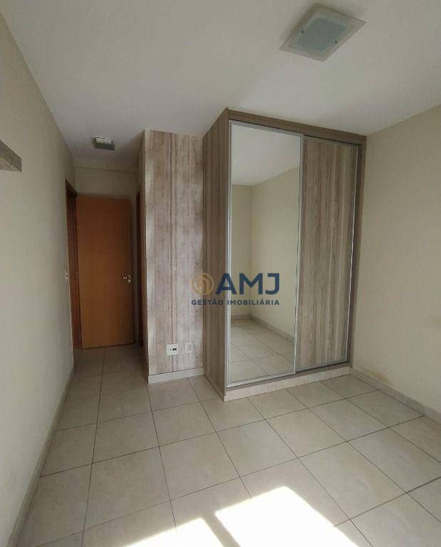 Apartamento à venda com 3 quartos, 97m² - Foto 14