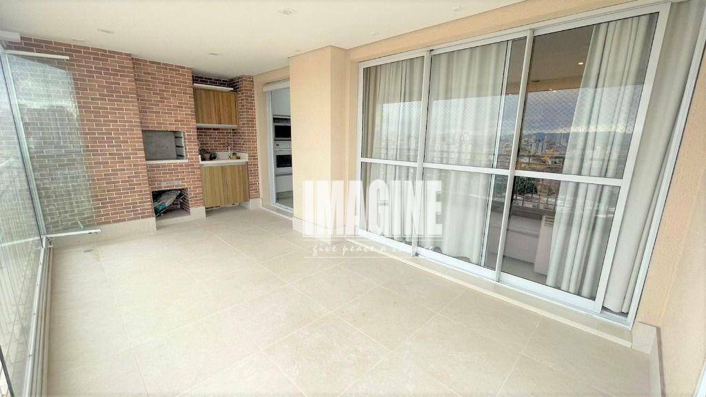 Apartamento à venda com 3 quartos, 125m² - Foto 1