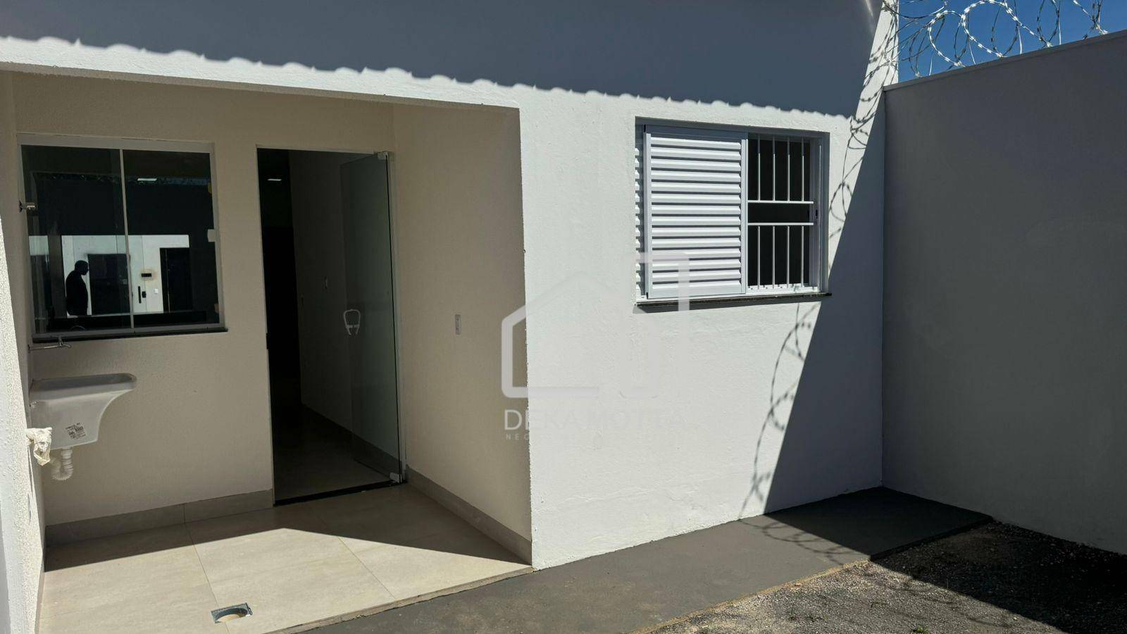 Casa à venda com 2 quartos, 67m² - Foto 14