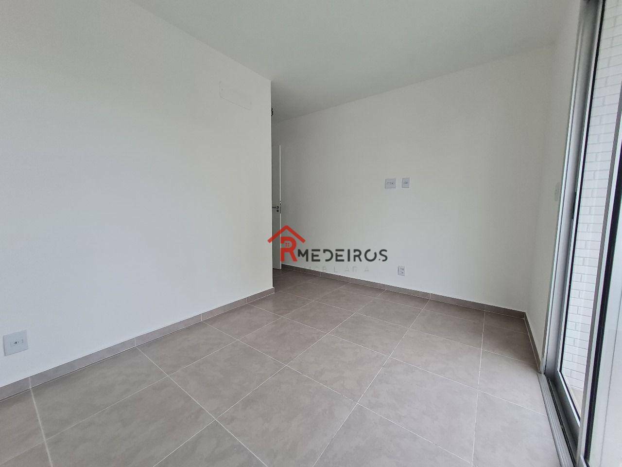 Apartamento à venda com 3 quartos, 113m² - Foto 10