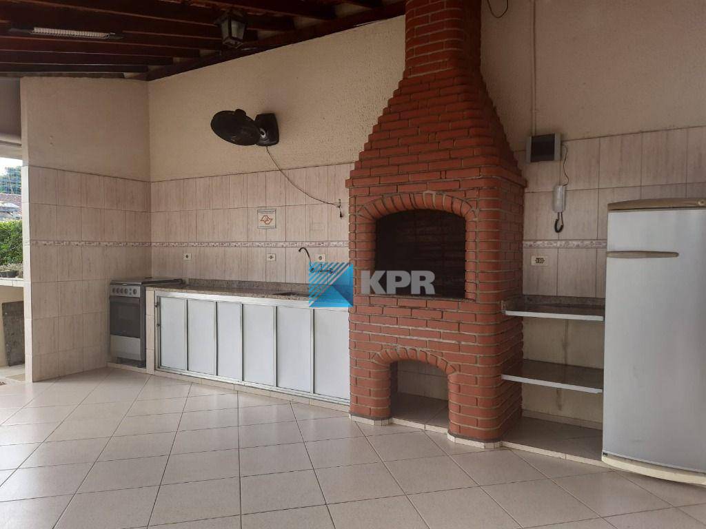 Apartamento para alugar com 3 quartos, 82m² - Foto 18