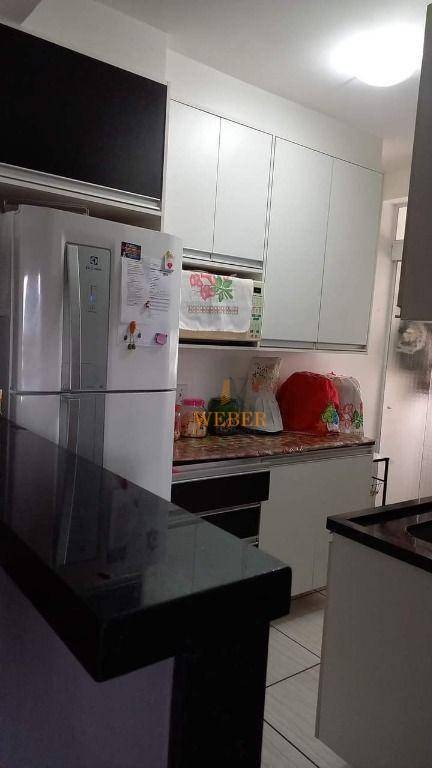 Apartamento à venda com 2 quartos, 44m² - Foto 9