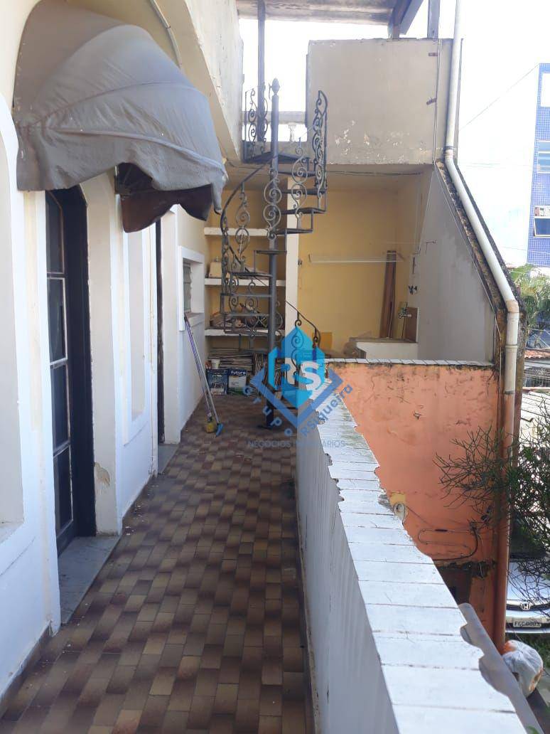 Casa à venda com 3 quartos, 200m² - Foto 3