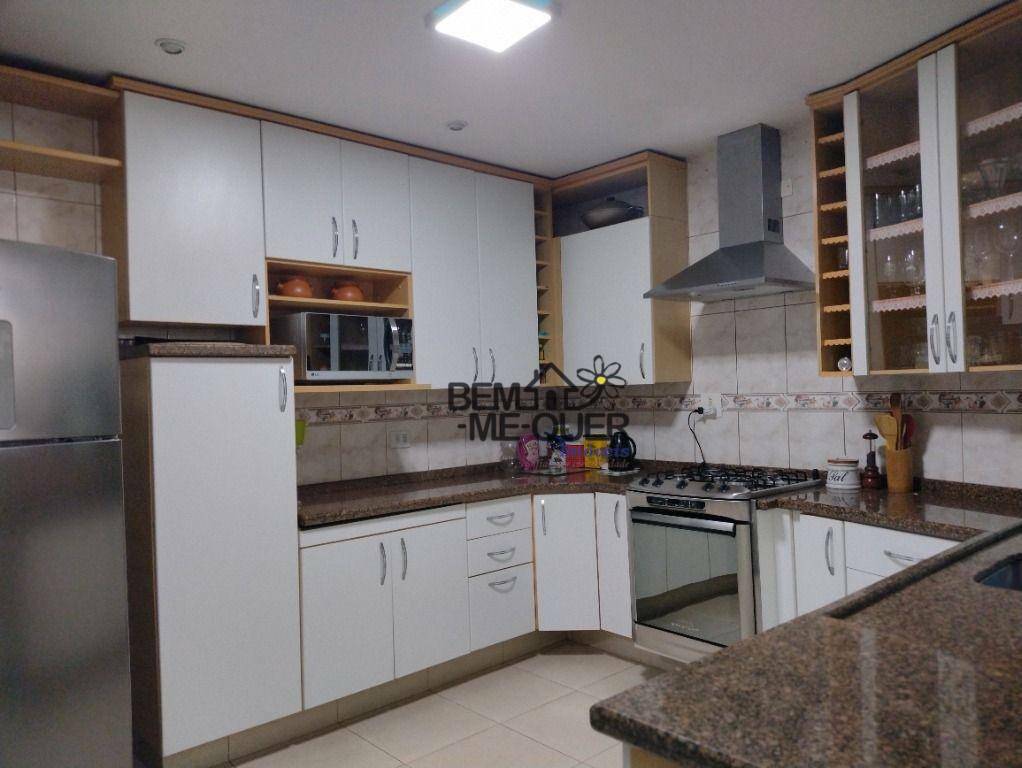 Sobrado à venda com 3 quartos, 208m² - Foto 7