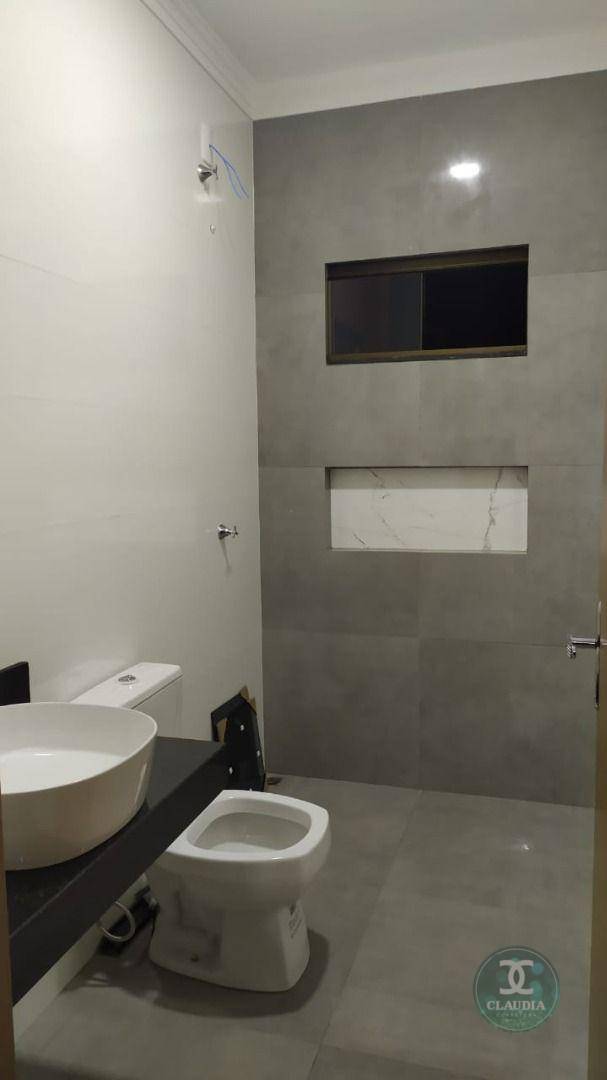 Casa à venda com 3 quartos, 70m² - Foto 13