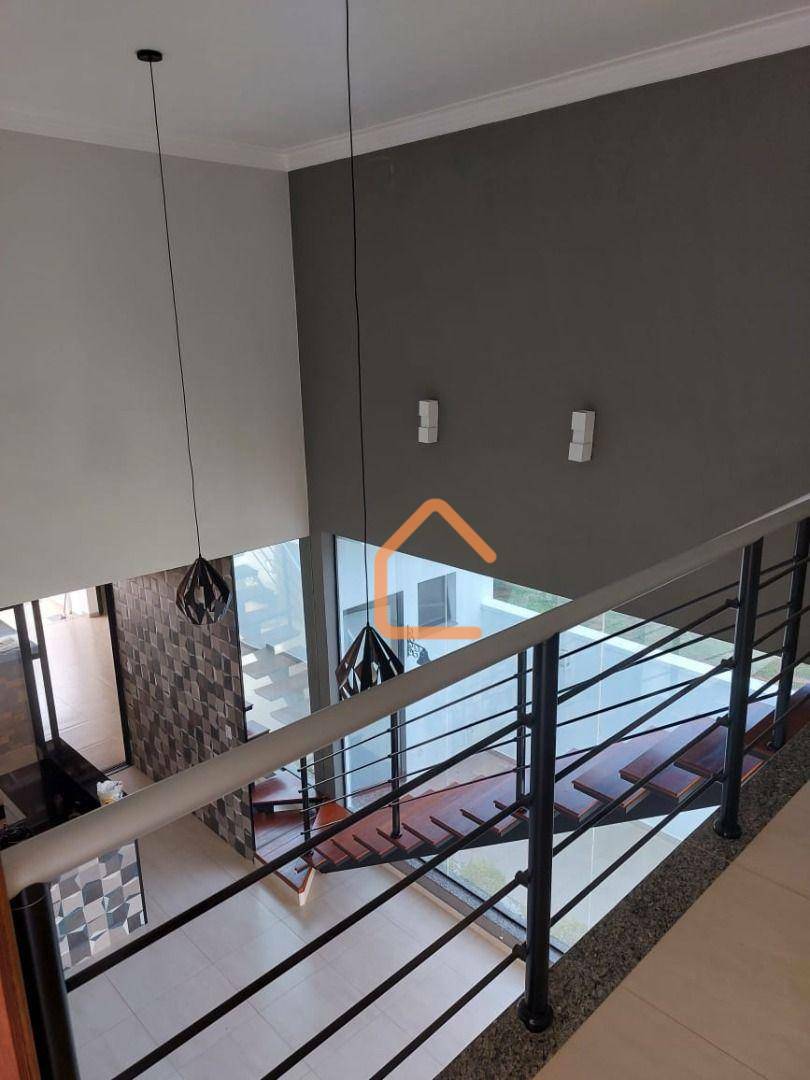 Casa à venda com 4 quartos, 213m² - Foto 8