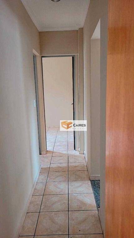 Apartamento à venda com 2 quartos, 75m² - Foto 11