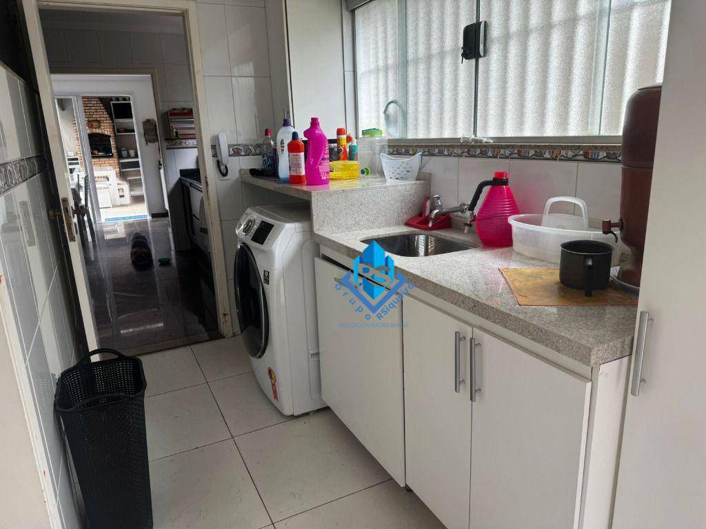 Sobrado à venda com 4 quartos, 350m² - Foto 36