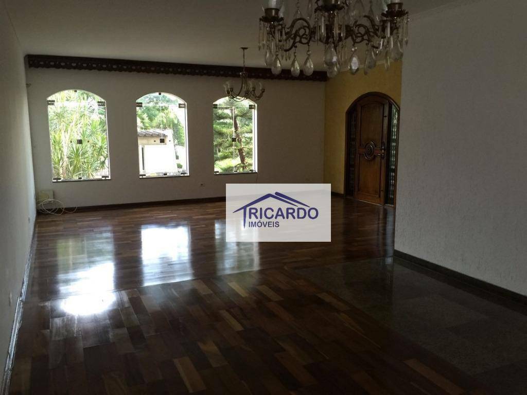 Casa à venda com 3 quartos, 390m² - Foto 4