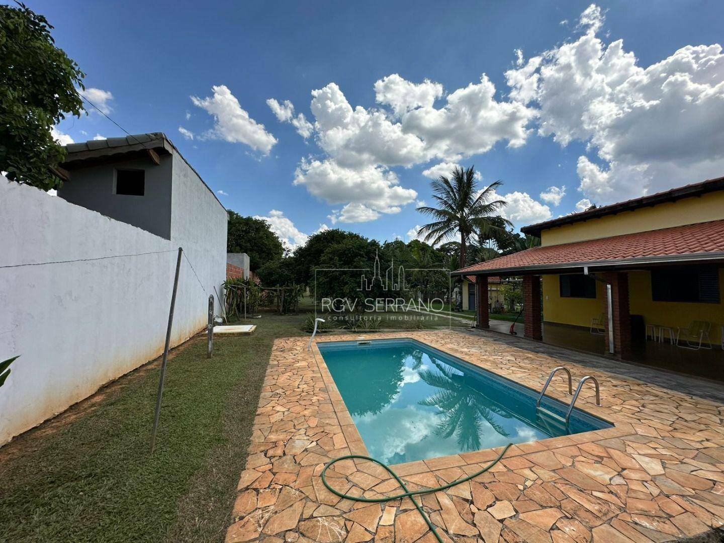 Chácara à venda com 2 quartos, 175m² - Foto 22