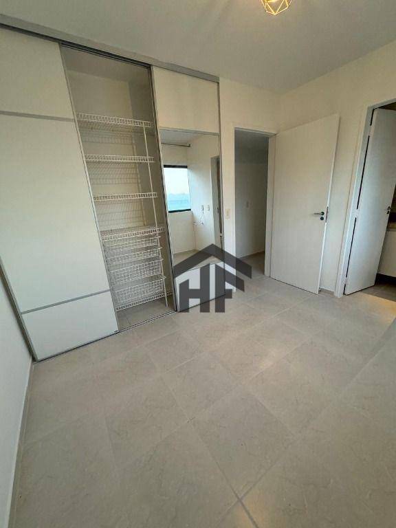 Apartamento para alugar com 4 quartos, 160m² - Foto 9