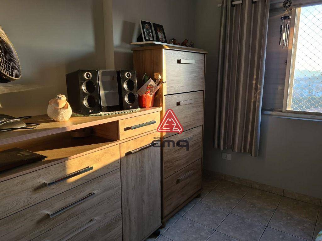 Apartamento à venda com 2 quartos, 55m² - Foto 9