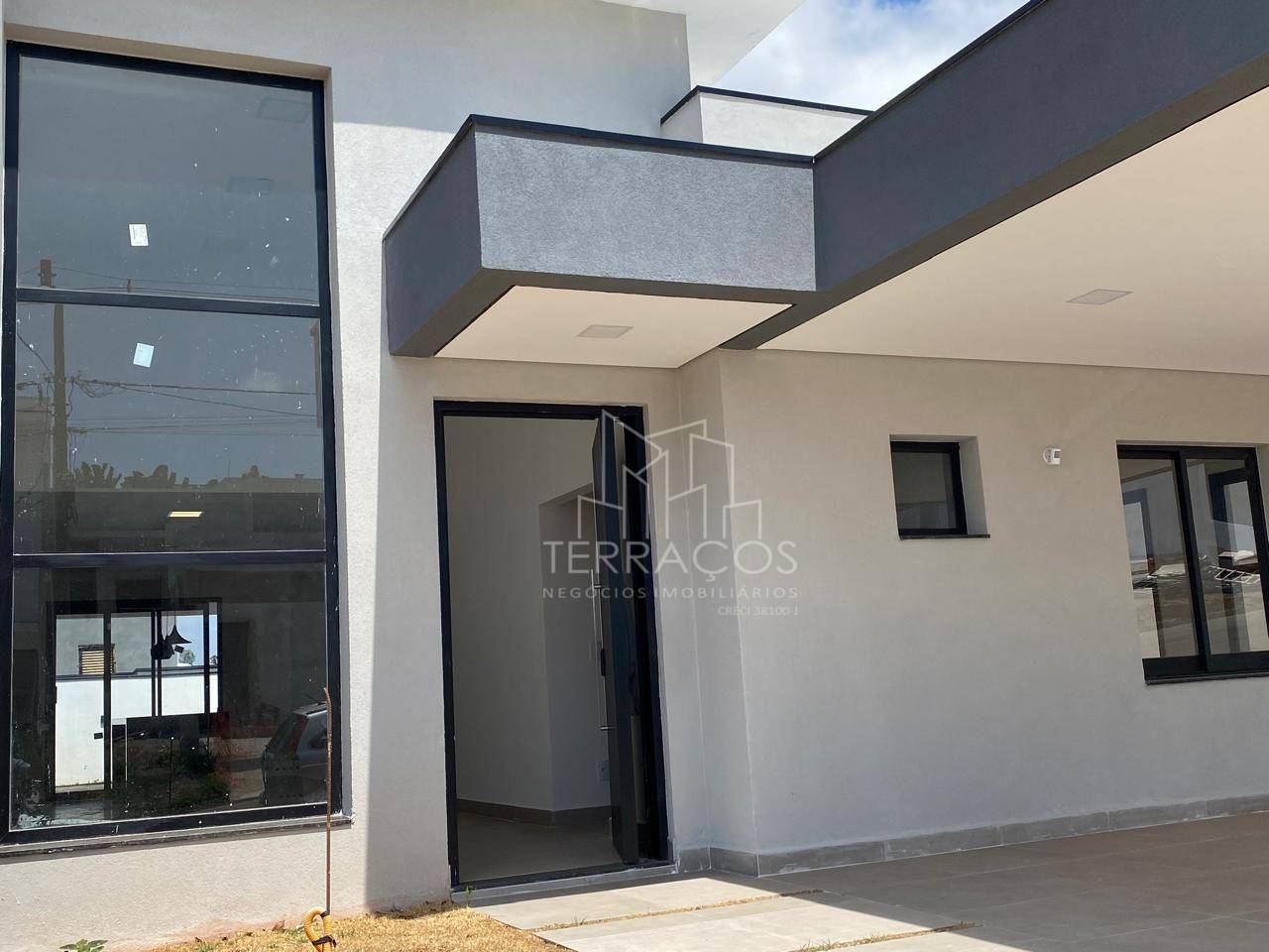 Casa de Condomínio à venda com 3 quartos, 170m² - Foto 1