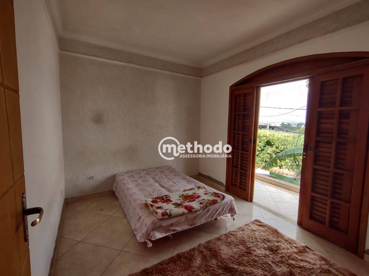 Casa à venda com 3 quartos, 194m² - Foto 12