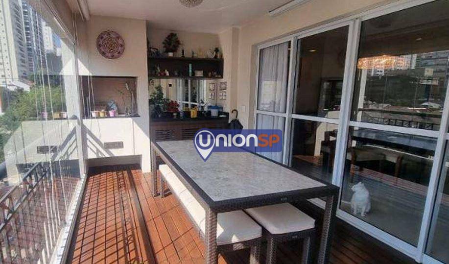 Apartamento à venda com 3 quartos, 150m² - Foto 4