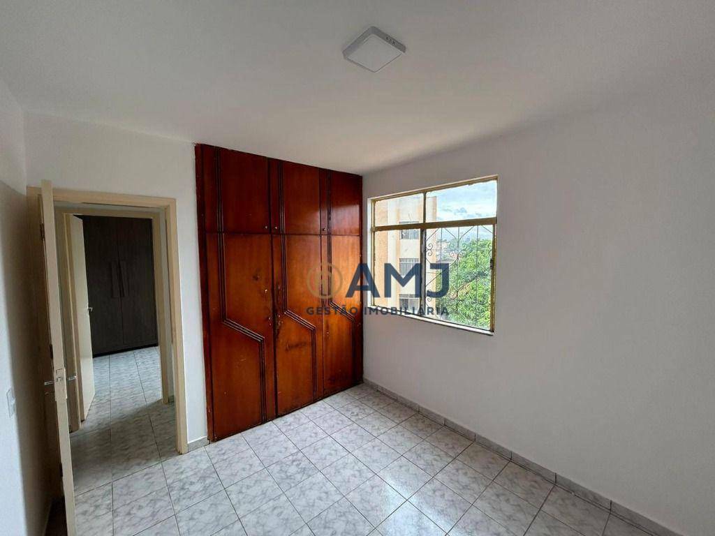 Apartamento à venda com 2 quartos, 57m² - Foto 15