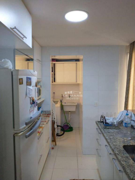 Apartamento à venda com 3 quartos, 85m² - Foto 8