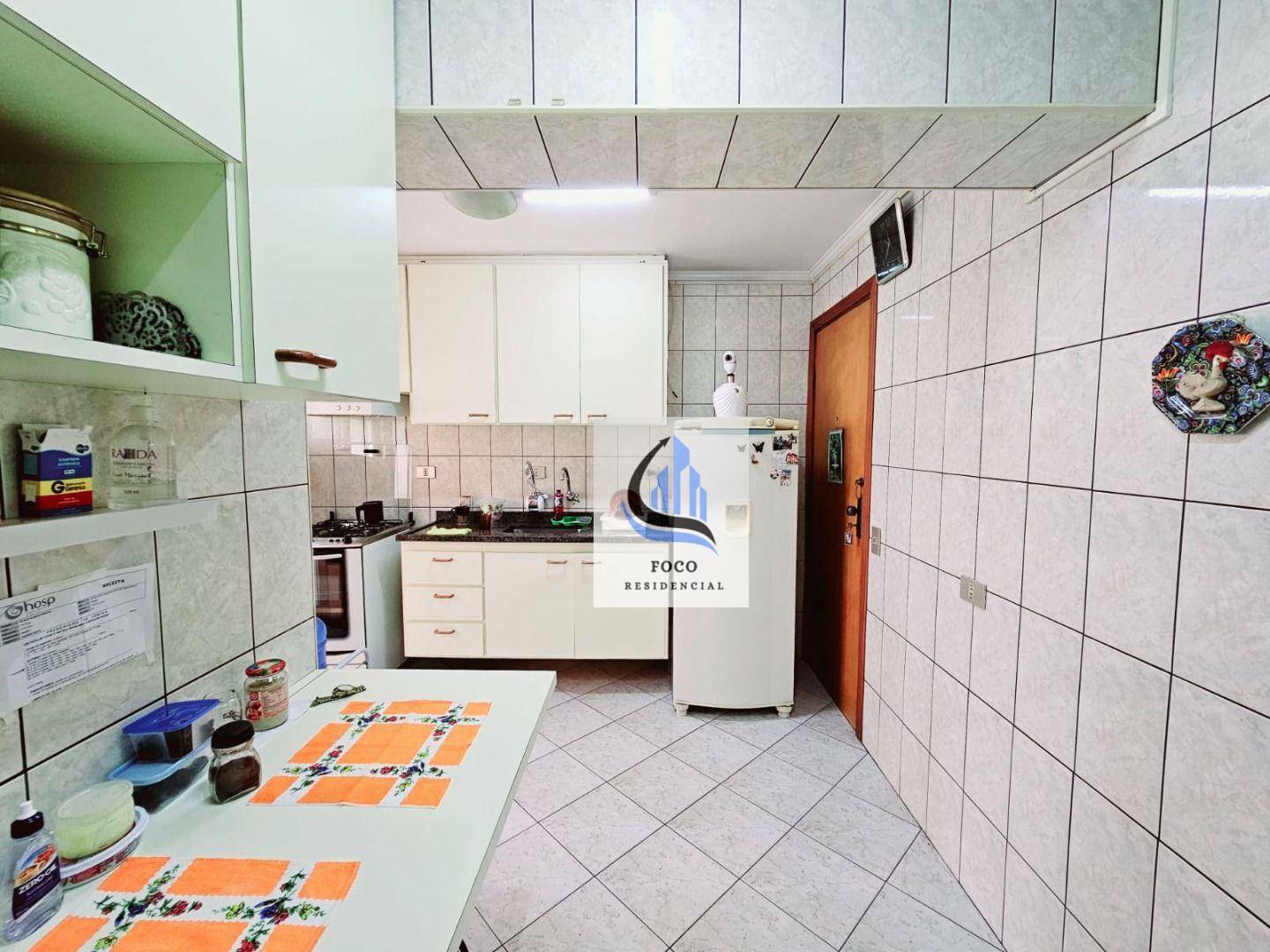 Apartamento à venda com 2 quartos, 100m² - Foto 9