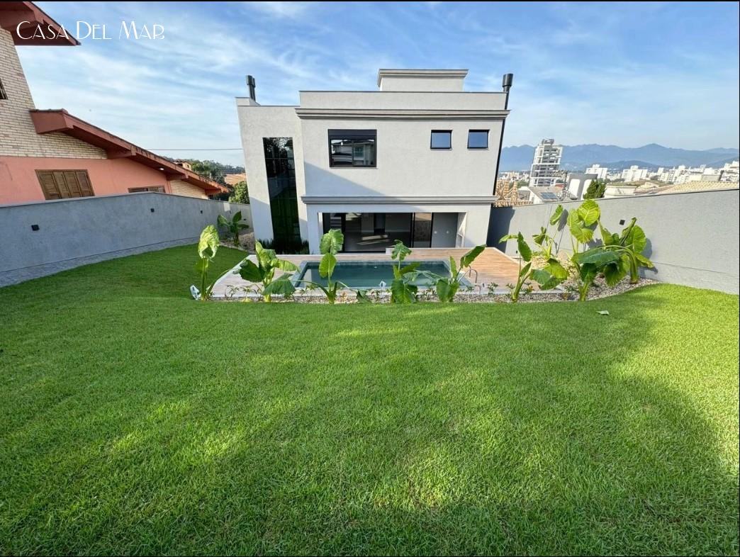 Casa à venda com 4 quartos, 333m² - Foto 30