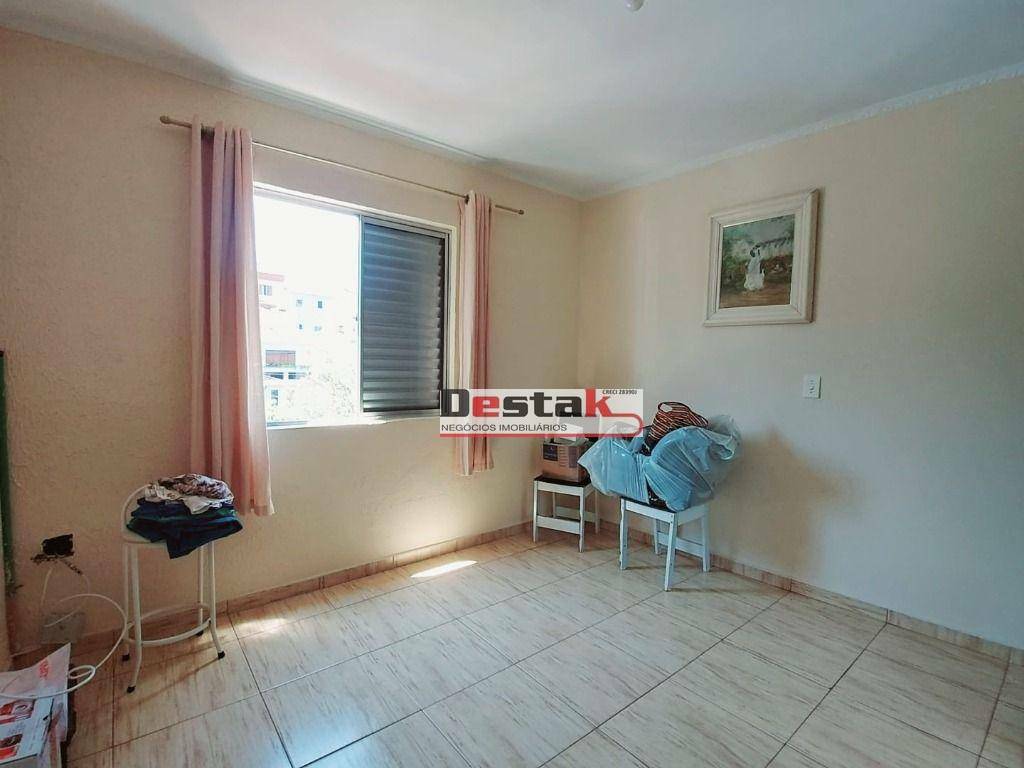 Apartamento à venda com 2 quartos, 67m² - Foto 2