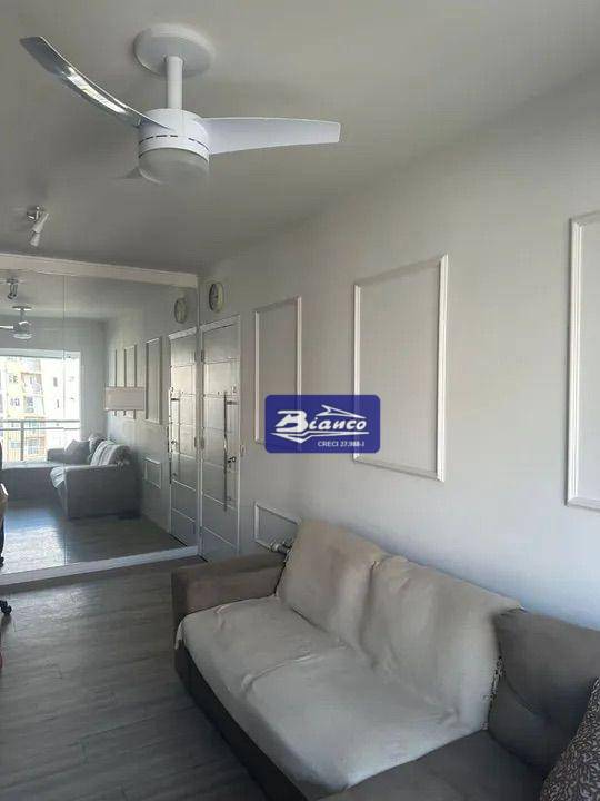 Apartamento à venda com 2 quartos, 48m² - Foto 3