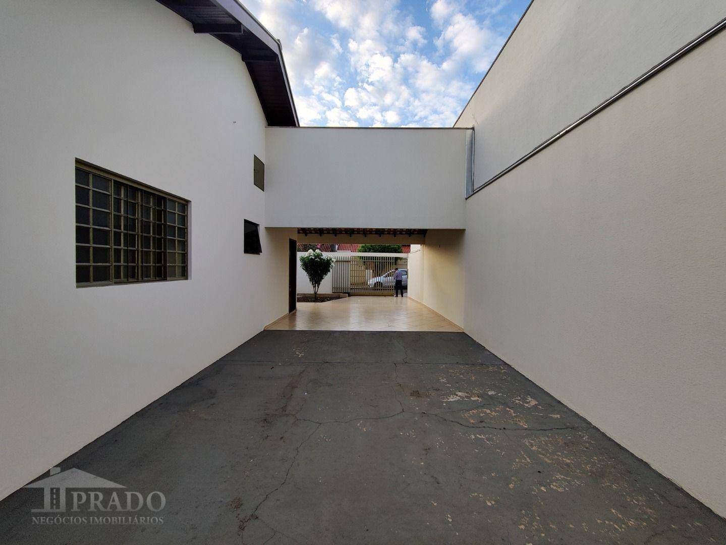 Casa à venda com 4 quartos, 159m² - Foto 26