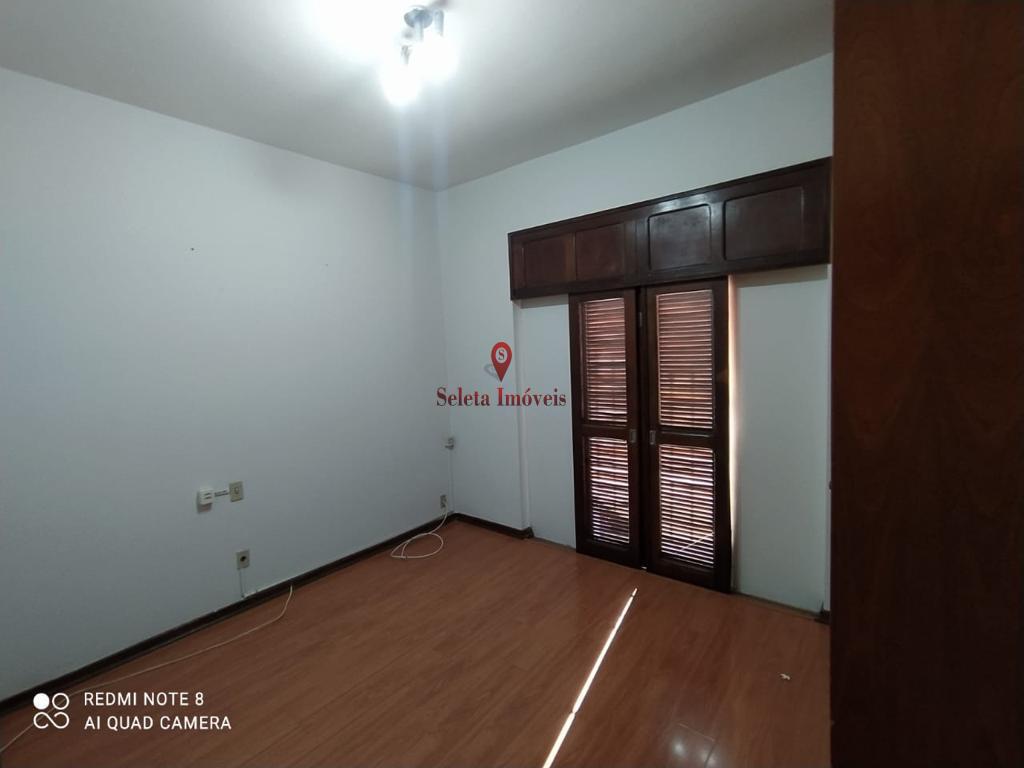 Apartamento à venda com 3 quartos, 210m² - Foto 11