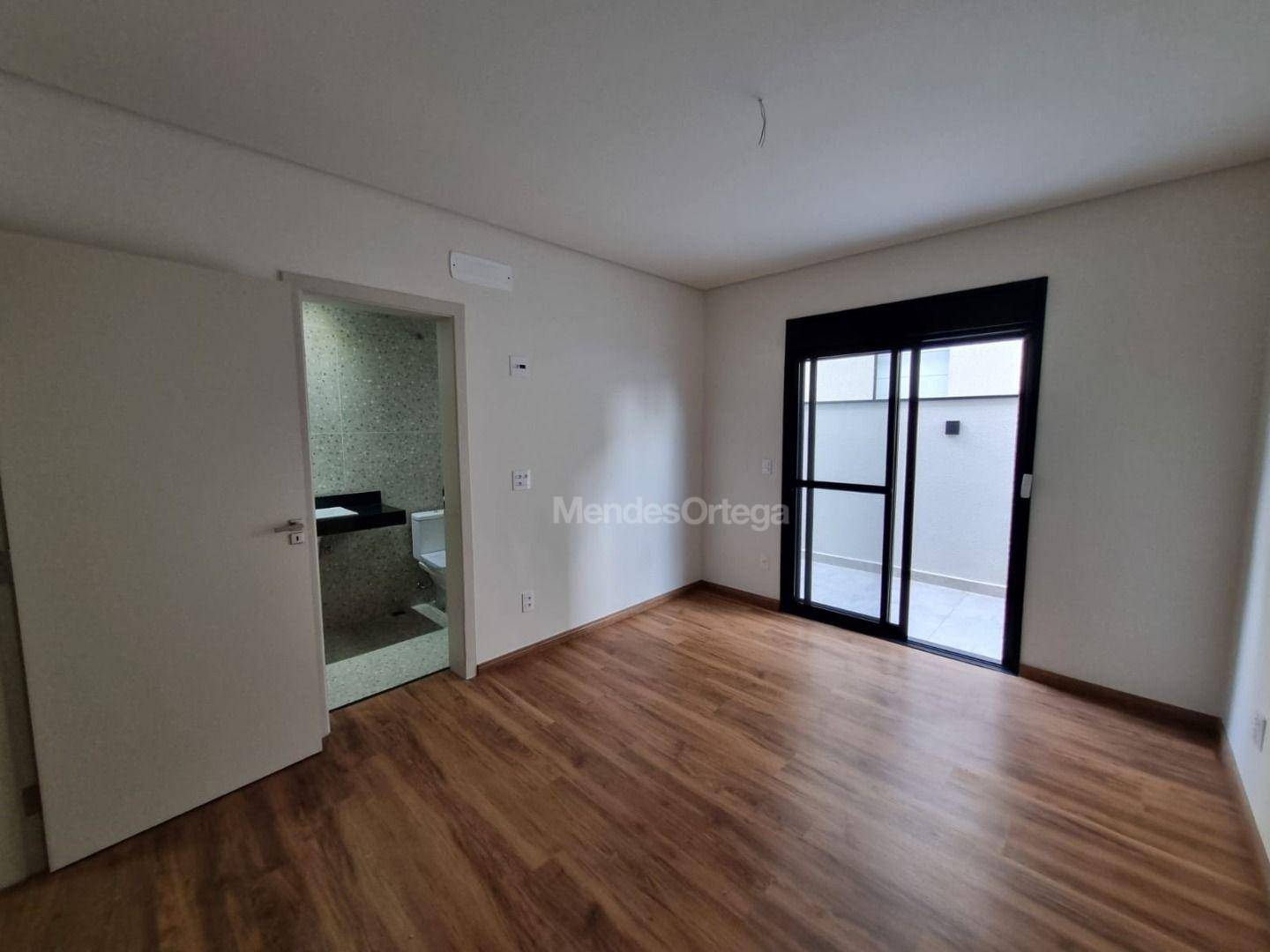 Casa de Condomínio à venda com 3 quartos, 291m² - Foto 17