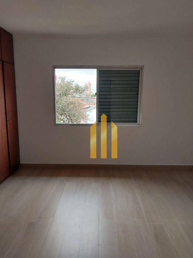 Sobrado à venda e aluguel com 3 quartos, 180m² - Foto 37