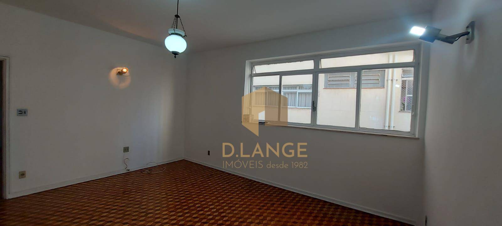 Apartamento à venda com 3 quartos, 110m² - Foto 2